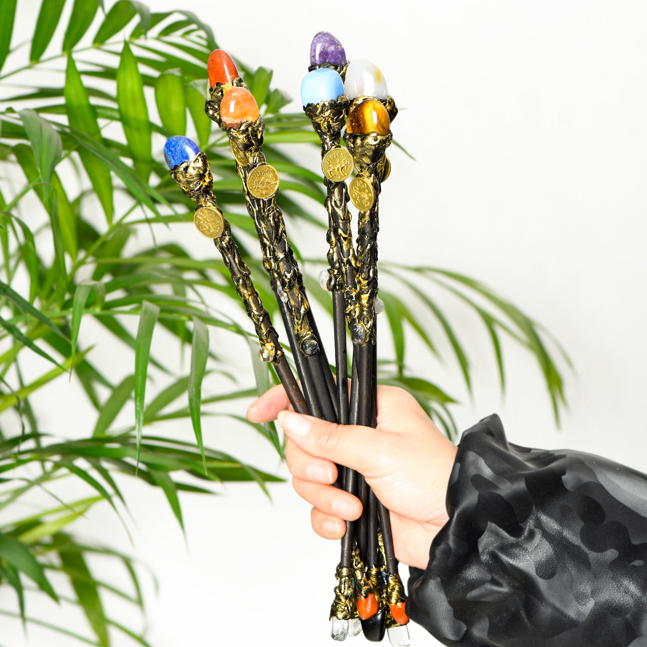 Natural crystal twelve constellations magic wand metal core wand
