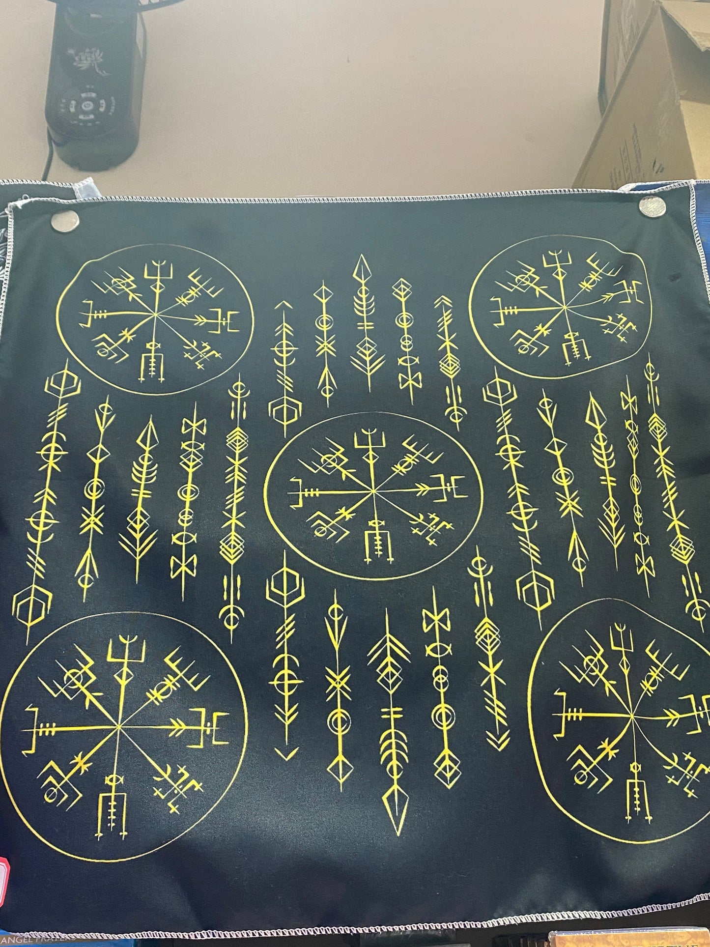 TAROT CLOTH 11-20